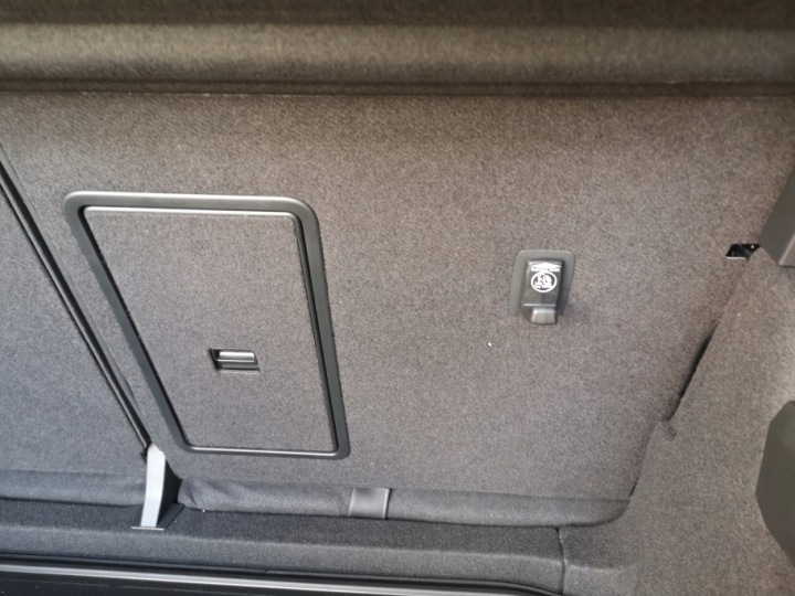 фото №12, Гачок багажника vw audi seat skoda оригінал 57a867785a