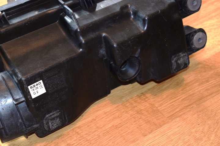 фото №16, Корпус фільтра повітря smart fortwo ii 451 1.0 b