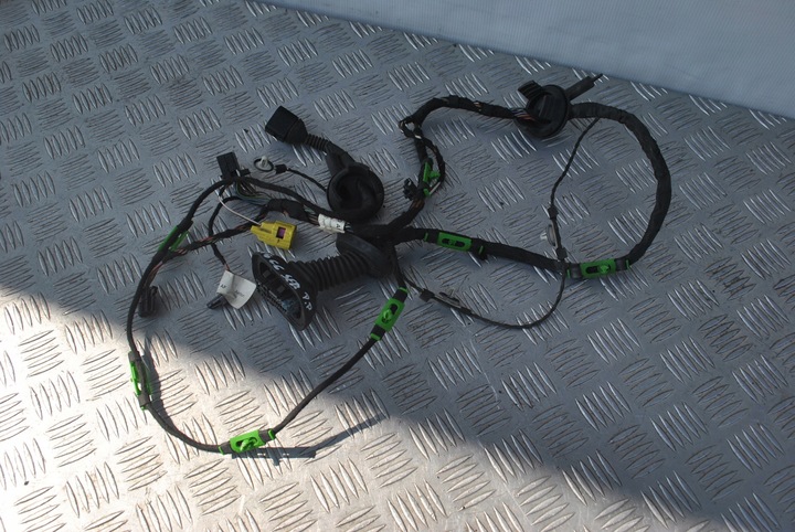 фото №1, Audi a6 c6 установка жгут дверь правые перед