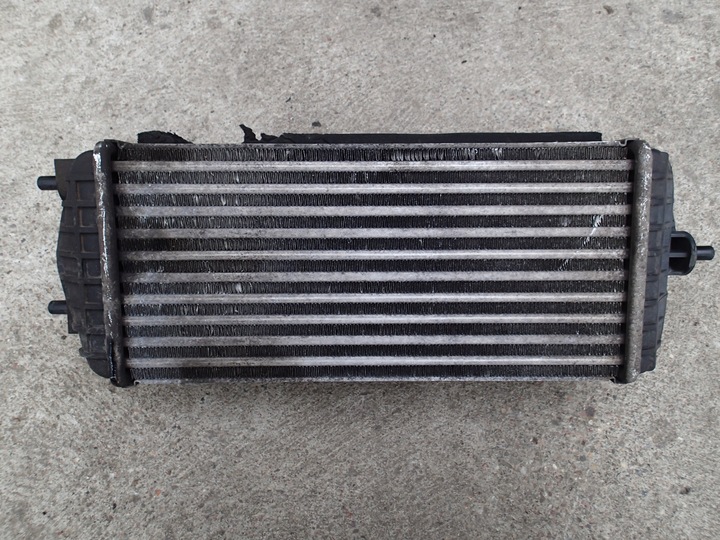 фото №1, Радиаторов интеркулер hyundai i40 11-18r 1,7 crdi