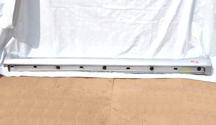 фото №1, W169 a класс планка накладка пороговая правая