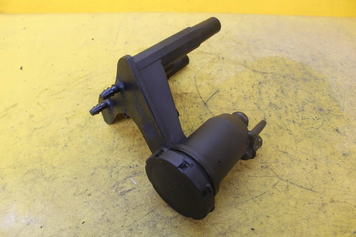 фото №1, Вентиляція картера масла jaguar 276dt 2.7 d 4r8q-6a785-ae