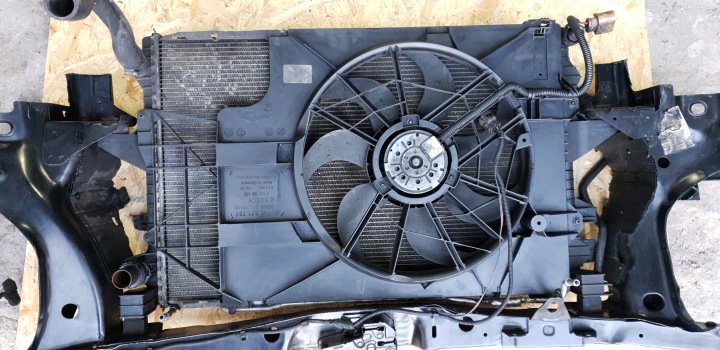 фото №6, Передняя панель vw transporter t5 2,5