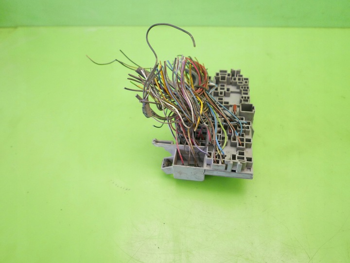 фото №9, Коробка запобіжників opel corsa b 1.2 8v 93-97