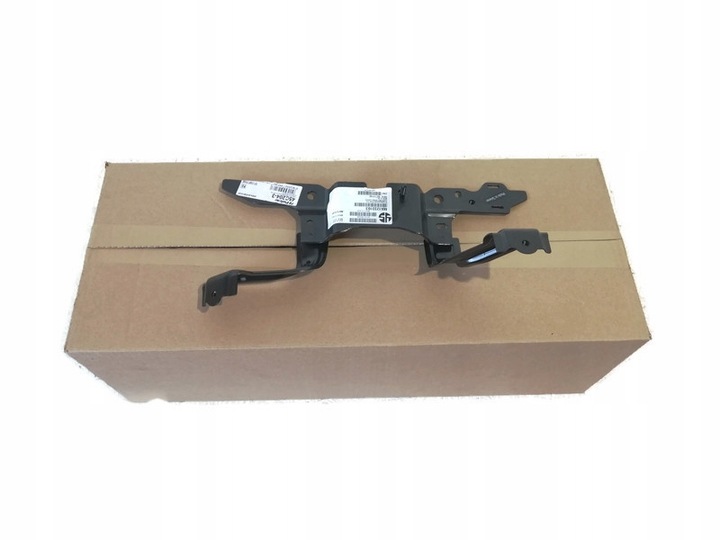 фото №1, Mazda 6 vi gj 12- кронштейн ременя кріплення замка