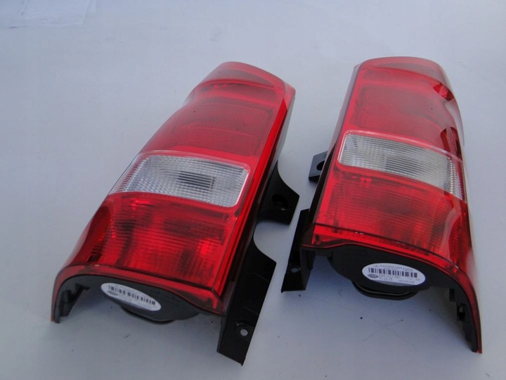 фото №12, Mercedes v клас w 447 лампа задня права ліва зад