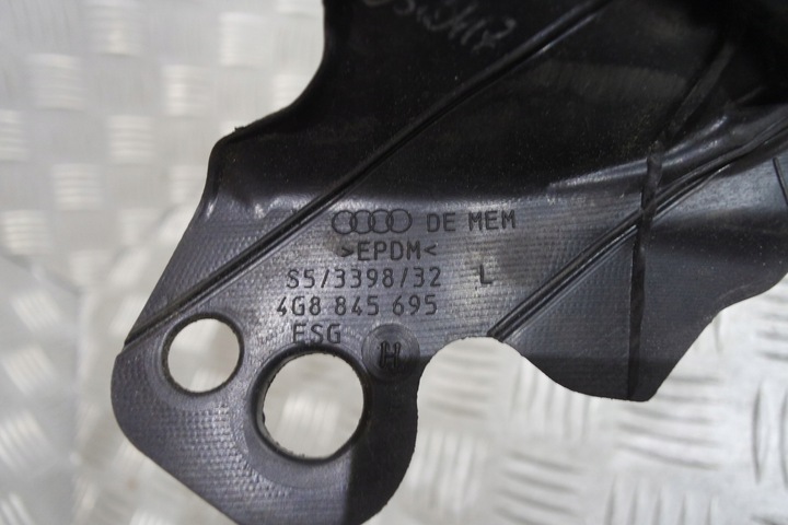 фото №2, Audi rs7 4g8 рестайлинг прокладка дверь левый зад