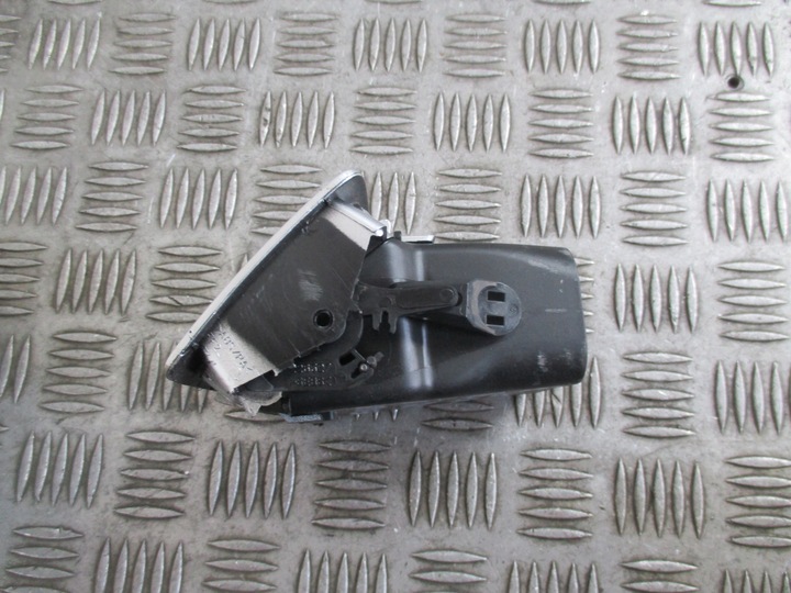 фото №5, Решітка впуск повітря права peugeot 307 05-08r