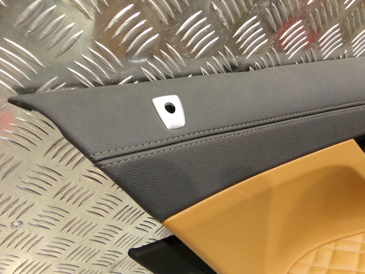 фото №11, Bmw g11 g12 оббивка боковина двері перед зад шкіра