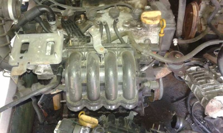 фото №8, Колектор впускний  форсунки lpg stilo albea punto ii 1,2 16v punto grande evo
