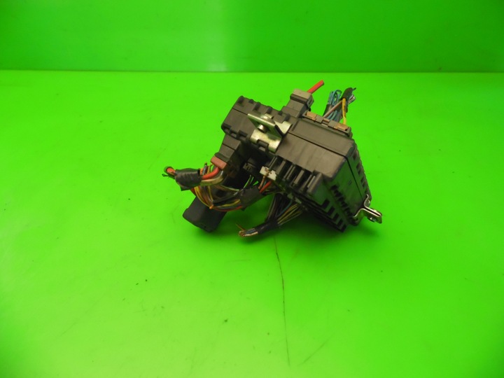 фото №7, Коробка предохранителей fiat punto i 1.1 spi 93-99