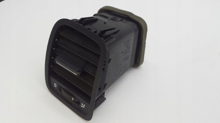 фото №4, Решітка повітропровід права skoda yeti 5l0819702
