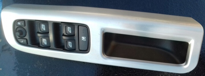 фото №5, Ручка дверь ручка держатель volvo v50 s40 466-46 петля