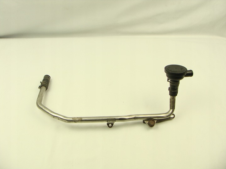 фото №1, Трубка вентиляция картера audi rs6 4.2 bcy 077103212