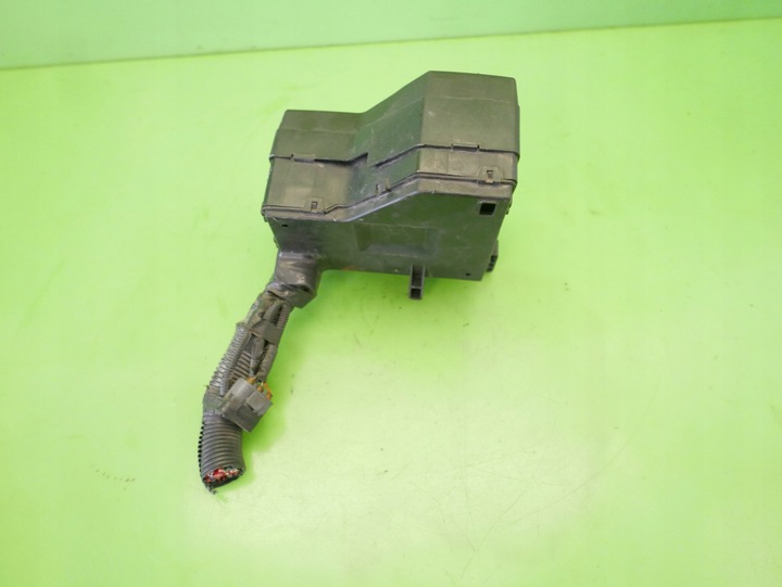 фото №5, Коробка запобіжників volvo s40 i 1.8 16v 95-99