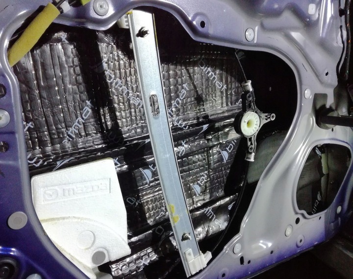 фото №10, Килимок шумопоглинаюча butylowa бітумна 2,5mm набір do автомобіля na багажник