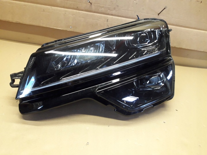 фото №1, Фара лампа ліва skoda karoq 17- повний led