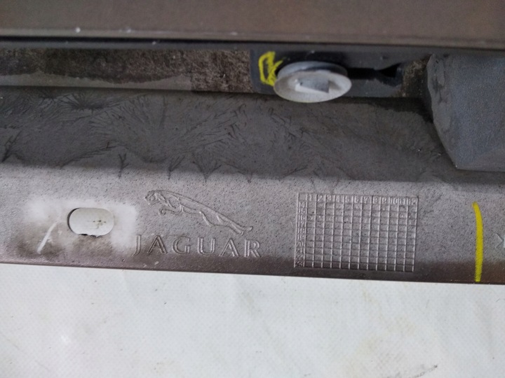фото №8, Jaguar xe r-design r-sport планка порог правые 15-