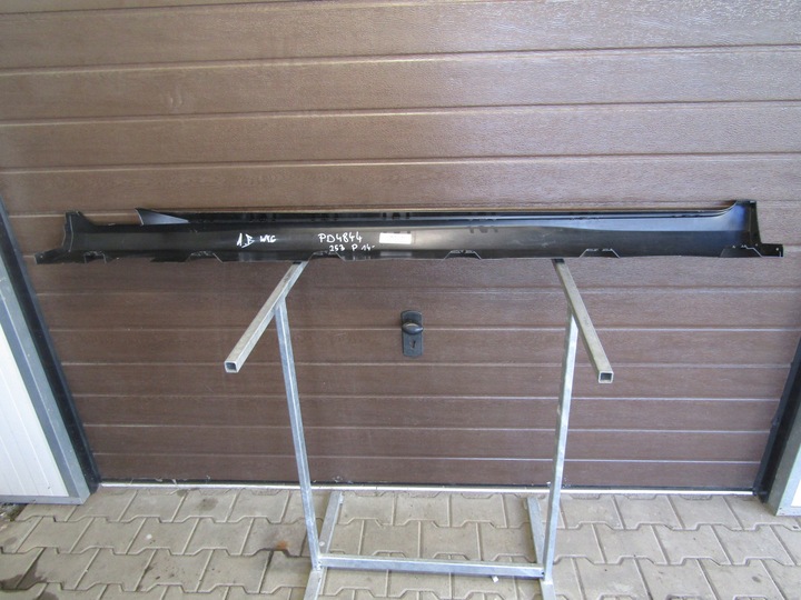 фото №8, Планка порогова права mercedes glc x253 253 накладка