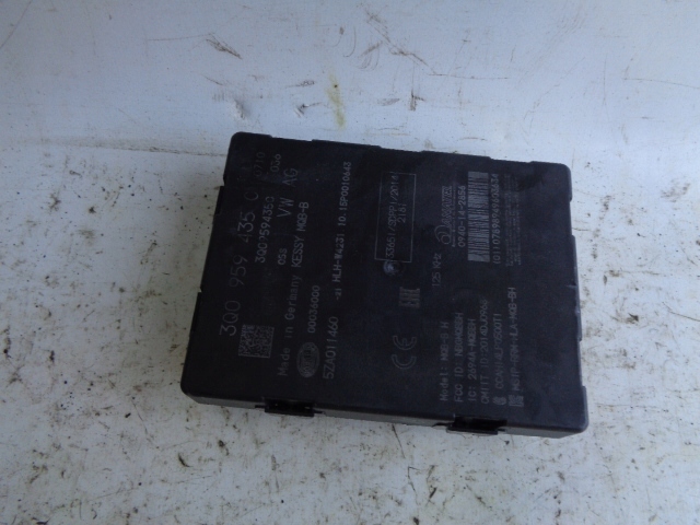 фото №1, Audi tt 8s0 15- модуль kessy 3q0959435c