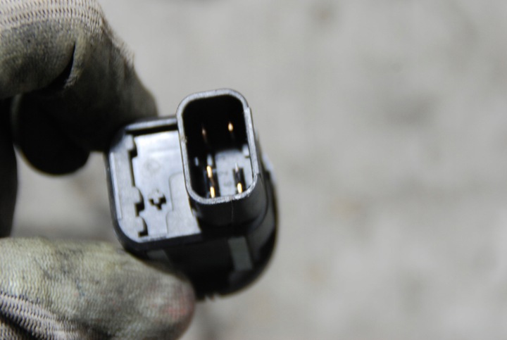 фото №2, Transit 13r переключатель стекло левый