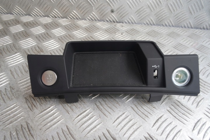 фото №1, Audi q5 80a панель старт сплав usb 80a864131a