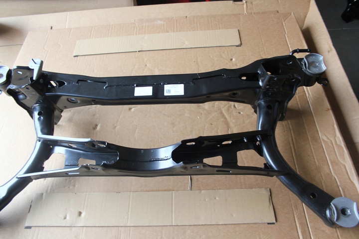 фото №1, Візок підрамник зад vw passat b8 3q0505235aa