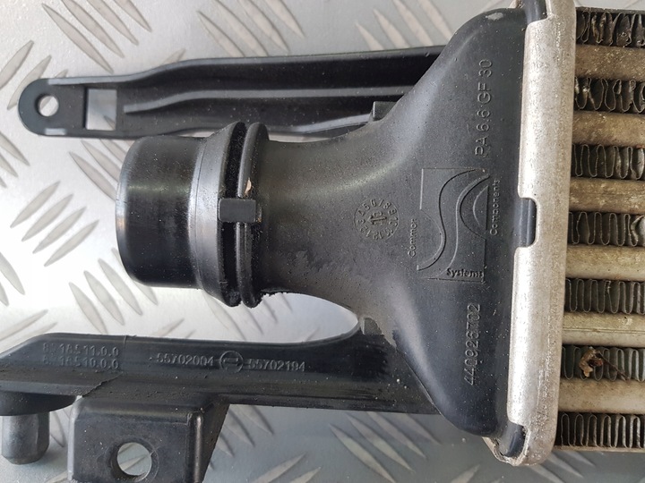 фото №3, Радиаторов интеркулер opel corsa d 1.3 cdti