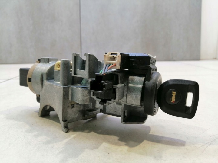 фото №6, Замок зажигания ключ mazda 6 i 2.0b gj6a66938a