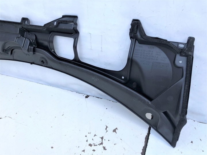 фото №8, Range rover evoque панель под лобовым стеклом bj32-021b43-a org