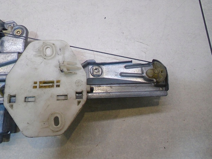 фото №6, Подъемник стекла правые зад clio ii 8200232509a