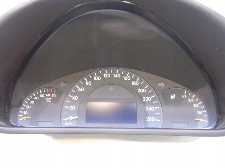 фото №4, Спідометр  прилади mercedes w203 c200 2.0 a2035400711