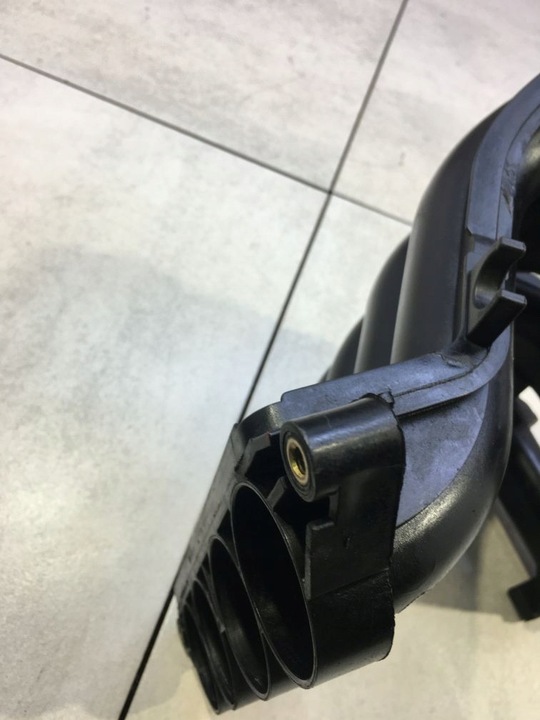 фото №16, Коллектор всасывающий nissan micra k12 1.2 16v