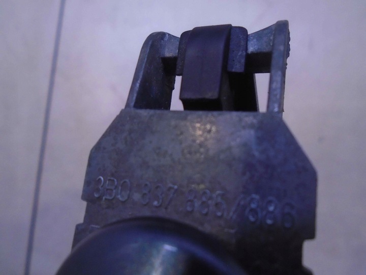 фото №9, Ручка наружная правые перед vw polo iv 3b0837885