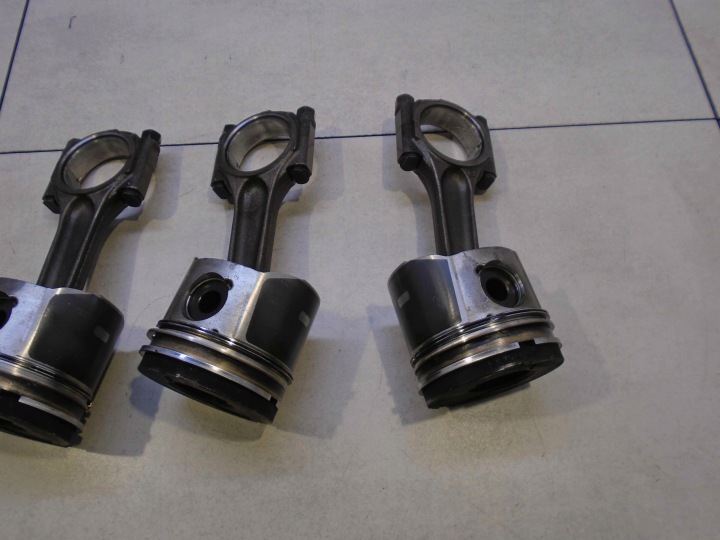 фото №4, Поршень шатун peugeot 406 2.0 hdi