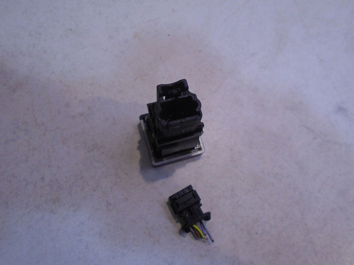 фото №6, Выключатель обогрева левый зад peugeot 607 96296491zl