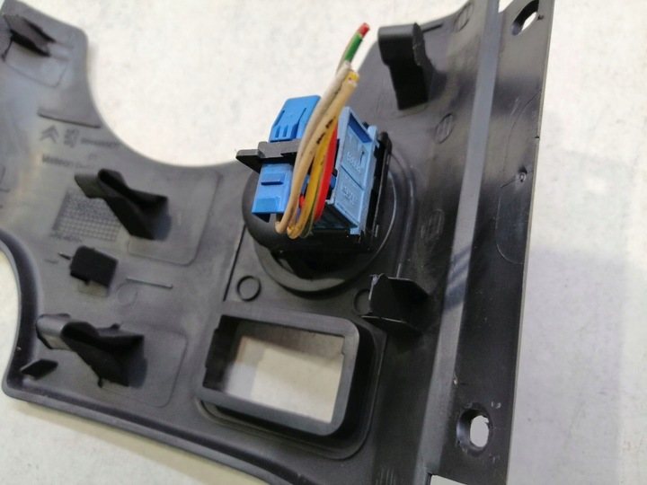 фото №5, Регулювання дзеркал заглушка partner i 9644985677