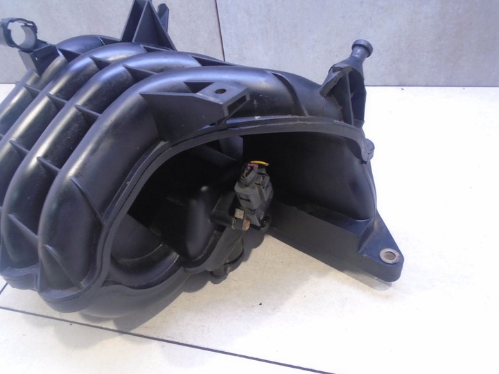 фото №10, Колектор всмоктуючий vw golf iv 1.4 16v 036129711at