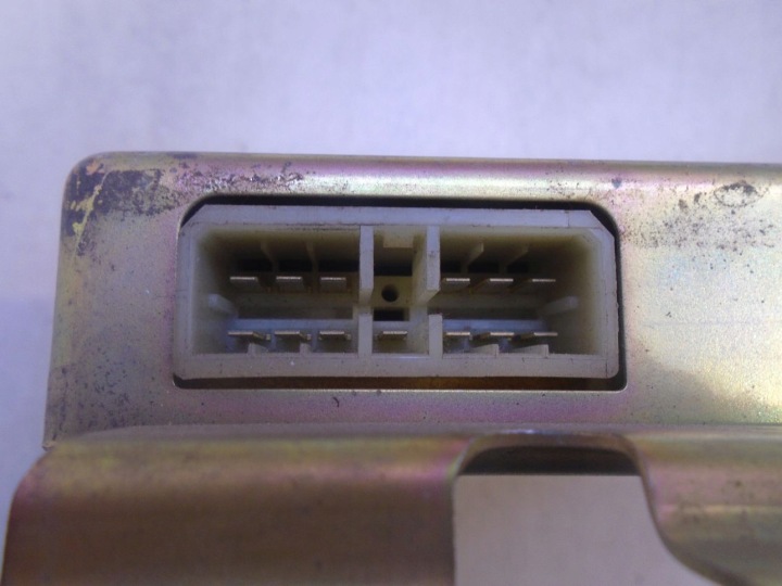 фото №4, Блок управления  компьютер mitsubishi colt 1.3 md145275