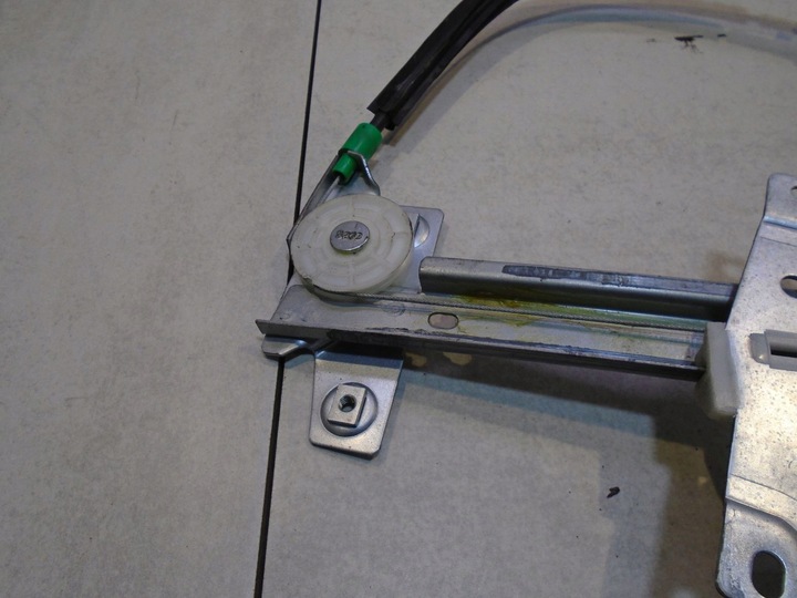 фото №8, Подъемник стекла правые зад mitsubishi space star i