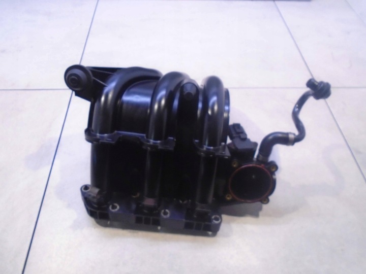 фото №5, Коллектор впускной vw polo 1.2 6v 03d129743d