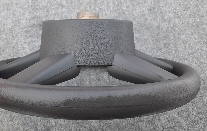 фото №7, Volkswagen golf 5 v 1k руль 4-спицевая