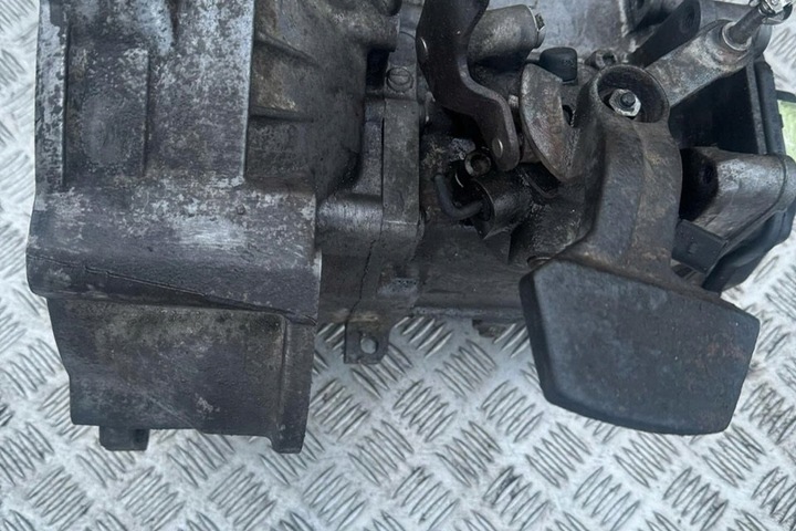 фото №7, Коробка передач коробки передач vw caddy iii варіант 2kb, 2kj, 2cb, 2cj 0a4301103 1.9l