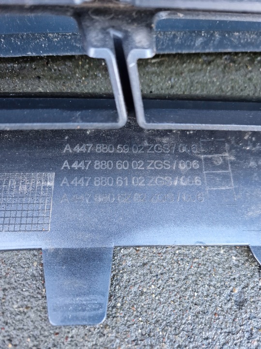 фото №12, Mercedes-benz оригинальный номер a4478850825 бампер переднее