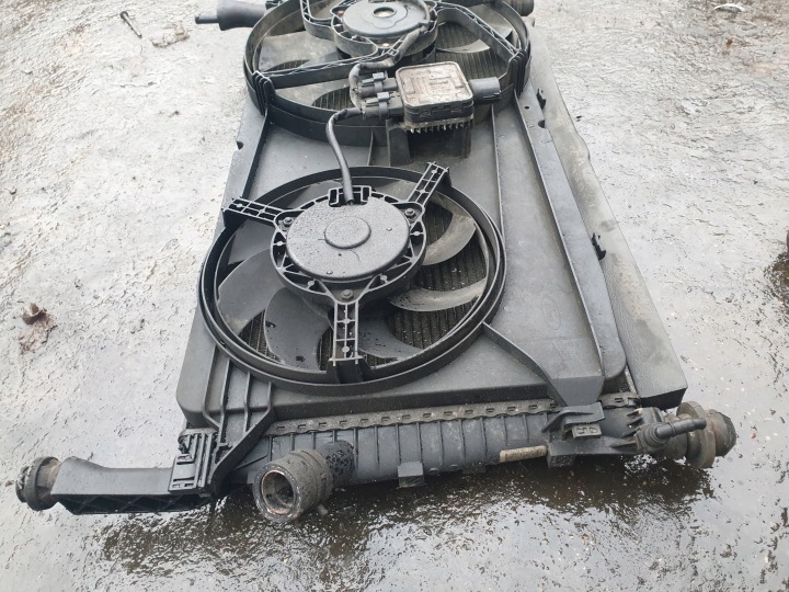 фото №6, Радиатор основний  вентиляторы ford transit mk7 2.2 tdci 940004300