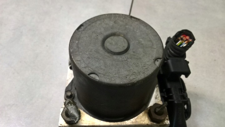 фото №6, Насос abs ford mondeo mk3 2.0 5s712m110ab