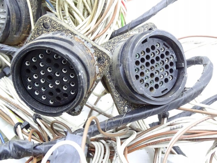 фото №6, Man l2000 le 00-06 4.6 e3 жгут установка кабины