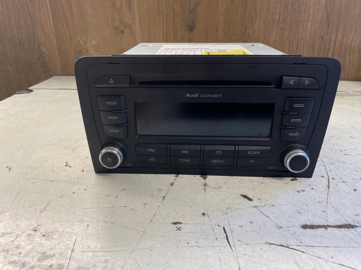 фото №1, Audi a3 8p рестайлинг радио cd concert 8p0035186ab