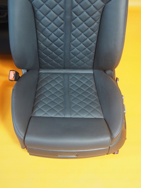 фото №8, Audi a6 4g sedan рестайлинг сиденья диван стёганые 36km