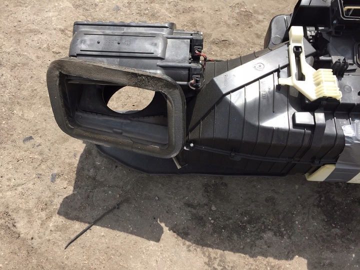 фото №9, Audi a4 b8 рестайлинг отопитель европа 8t1820005
